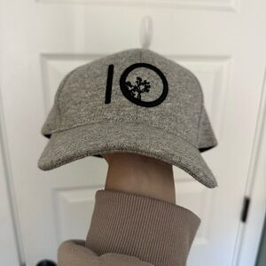 10 tree hat